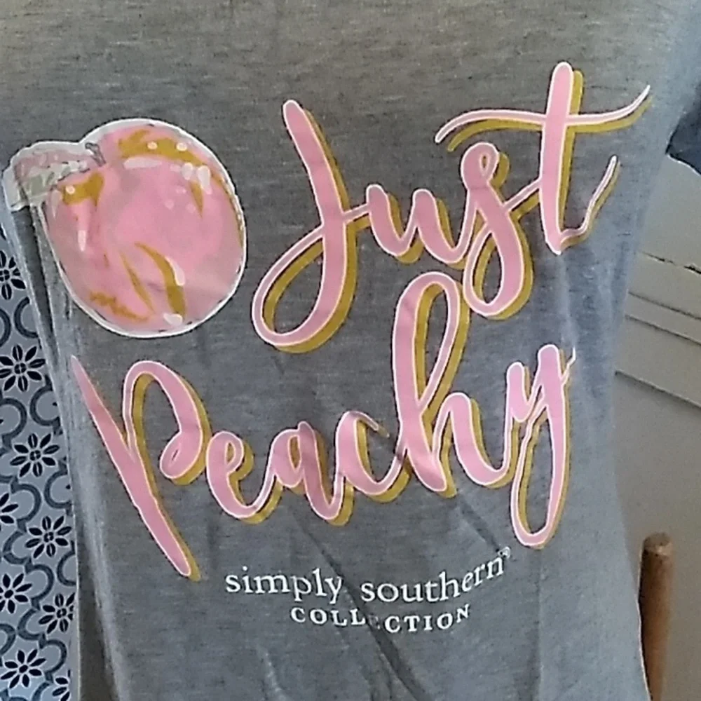 Simply Southern Just Peachy small shirt